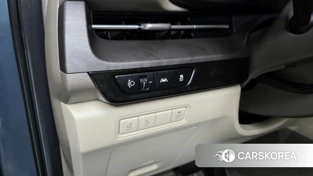 Kia Carnival 4th generation id 4688365 из Кореи 8
