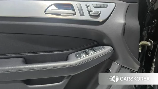 Mercedes-Benz GLE - Class W166 id 3325267 из Кореи 8