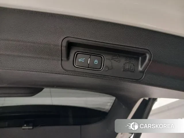 Ford Explorer 6th Generation id 3443438 из Кореи 8