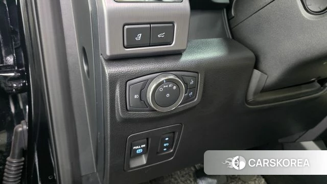 Ford Expeditation id 3965392 из Кореи 8