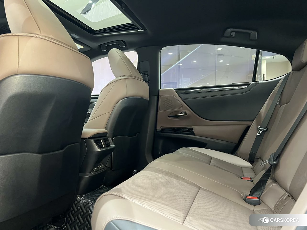Lexus ES id 4440406 из Китая 8