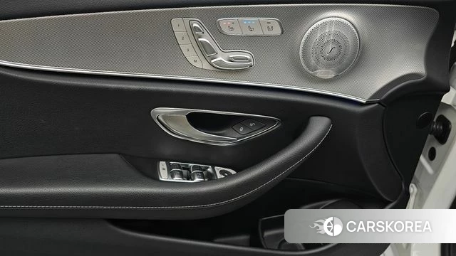 Mercedes-Benz E-Class W213 id 4708566 из Кореи 8