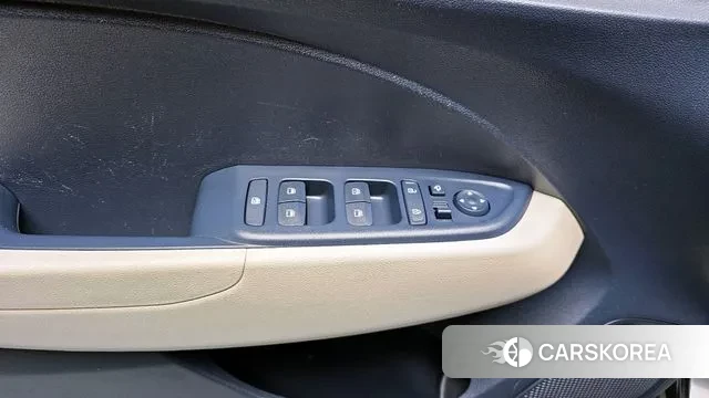 Hyundai Venue id 3708976 из Кореи 8