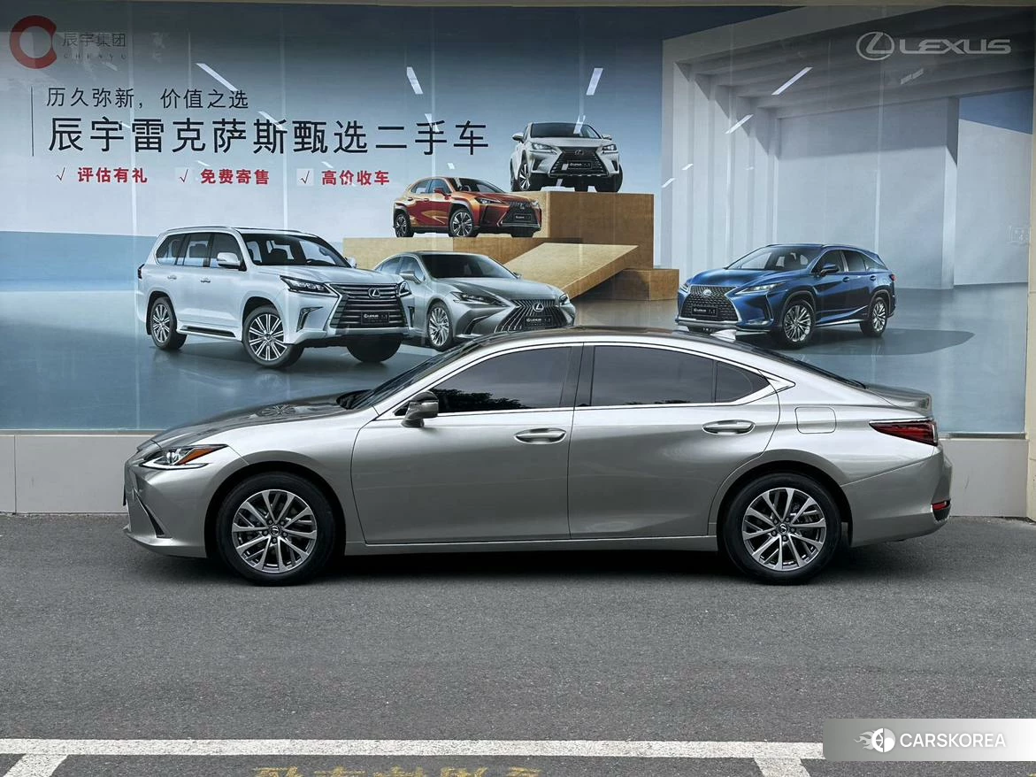 Lexus ES id 4499064 из Китая 8