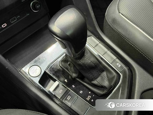 Volkswagen Tiguan L id 4257580 из Китая 8