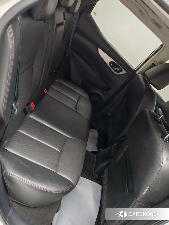 Nissan Qashqai id 4235844 из Китая 8