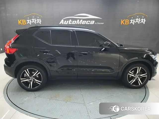 Volvo XC40 id 3396966 из Кореи 8