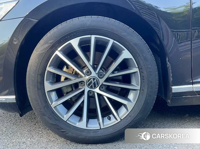 Volkswagen Magotan id 4273217 из Китая 8