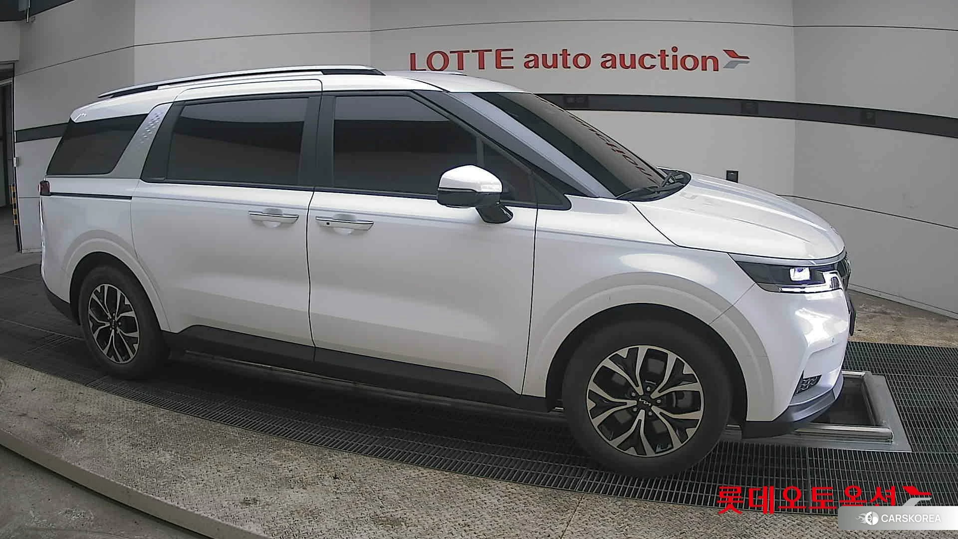 Kia Carnival id 3869412 из Кореи 8