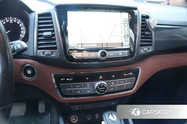 Ssangyong Rexton Sports Cannes id 3703193 из Кореи 8