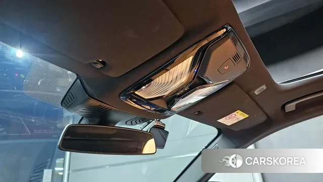 BMW 5 Series (G30) id 3389185 из Кореи 8