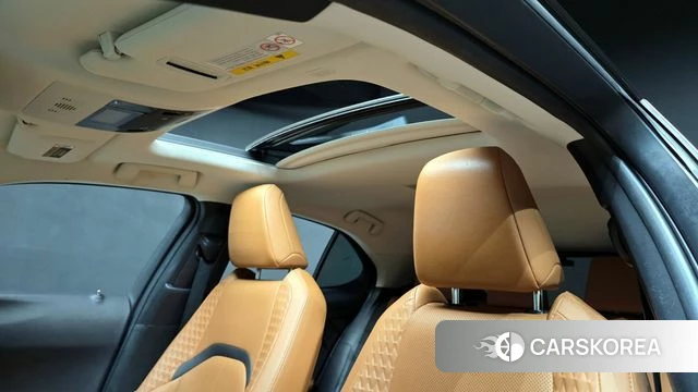 Lexus UX250h id 4377621 из Кореи 8