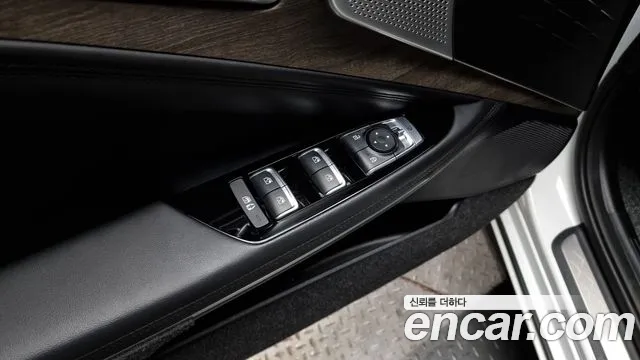 Kia K8 id 2369093 из Кореи 8