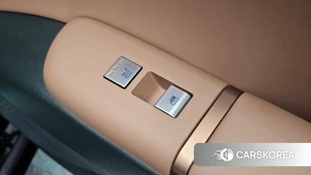 Hyundai Grandeur Hybrid (GN7) id 4427538 из Кореи 8