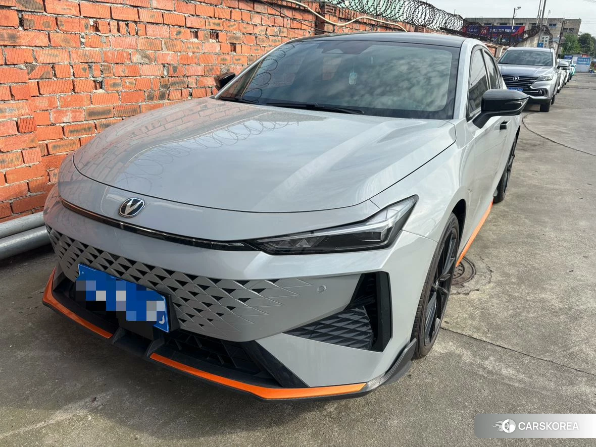 Chang'an UNI-V id 4452544 из Китая 8