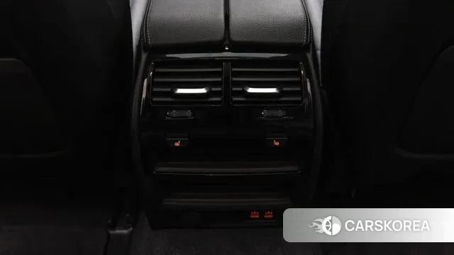 BMW 5 Series (G30) id 3615743 из Кореи 8