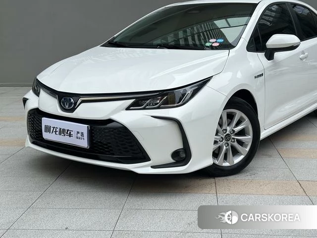 Toyota Corolla id 4298553 из Китая 8