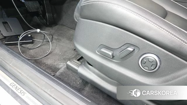 Genesis Electrified GV70 id 4768669 из Кореи 8