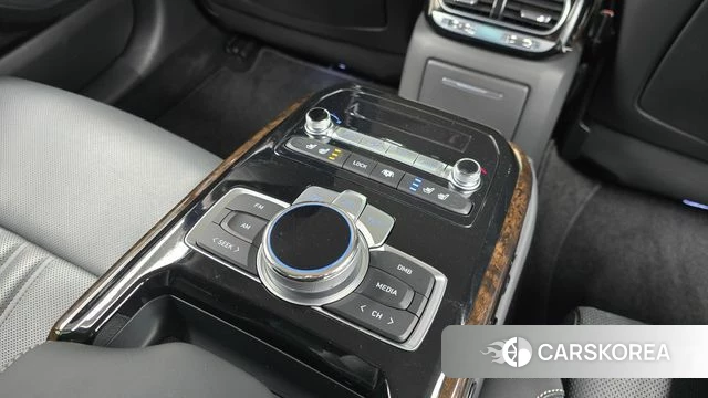 Genesis G90 id 3812887 из Кореи 8