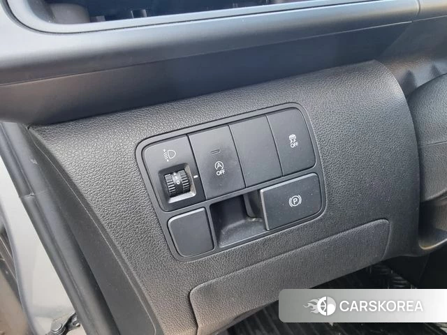 Hyundai Staria id 4315847 из Кореи 8
