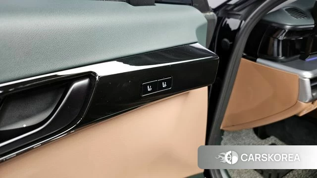 Hyundai Grandeur (GN7) id 4400302 из Кореи 8