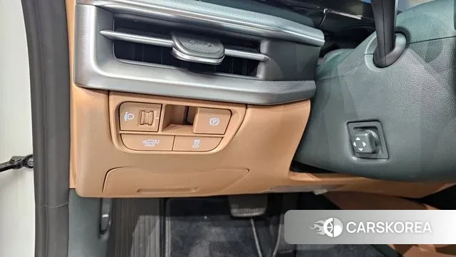 Hyundai Grandeur (GN7) id 3246940 из Кореи 8