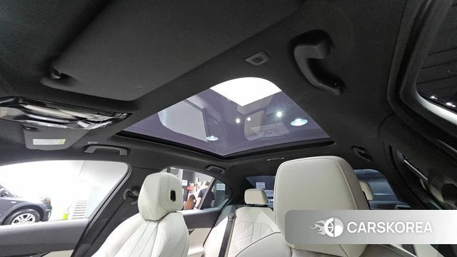BMW 5 Series (G60) id 4279591 из Кореи 8