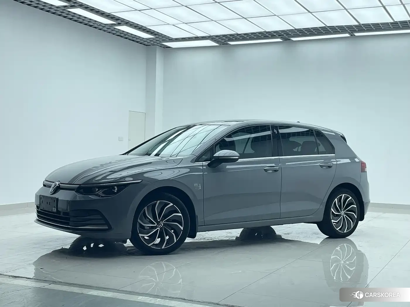 Volkswagen Golf id 4644601 из Китая 8