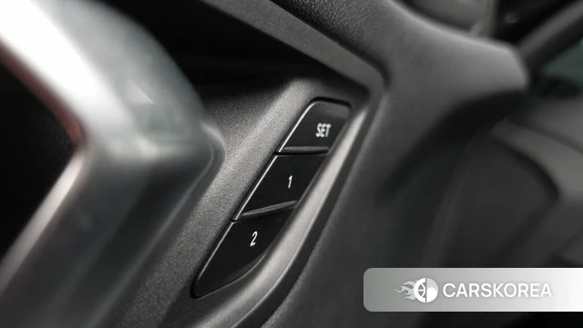 BMW 1 Series (F40) id 3786402 из Кореи 8