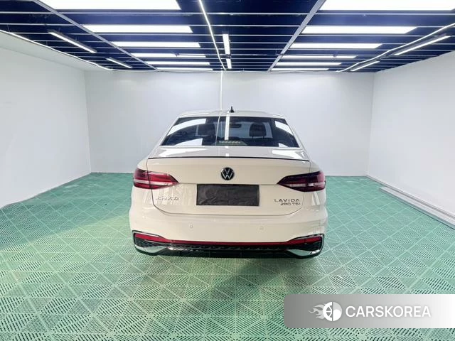 Volkswagen Lavida id 4335918 из Китая 8