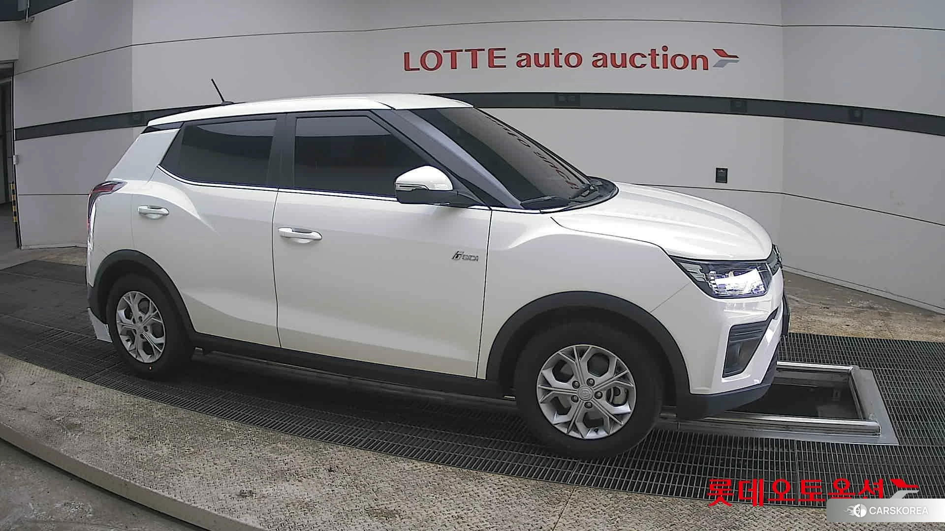 SsangYong Tivoli id 3875668 из Кореи 8