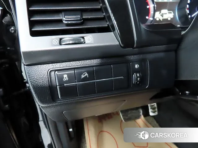 Ssangyong The New Rexton Sport id 3747004 из Кореи 8