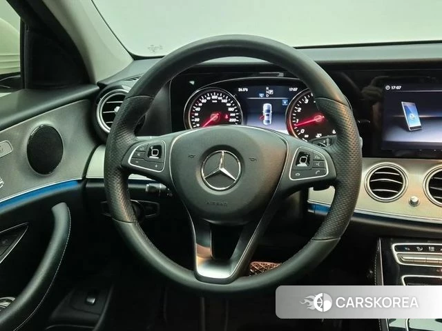Mercedes-Benz E-Class W213 id 4698961 из Кореи 8