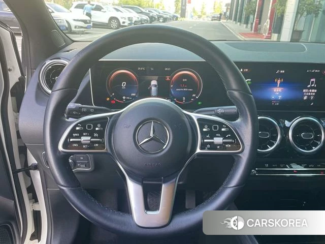 Mercedes-Benz Class B id 4213945 из Китая 8