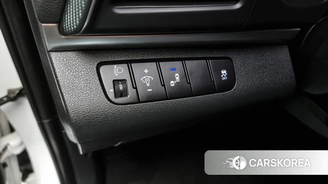 Hyundai The New Avante AD id 3828970 из Кореи 8