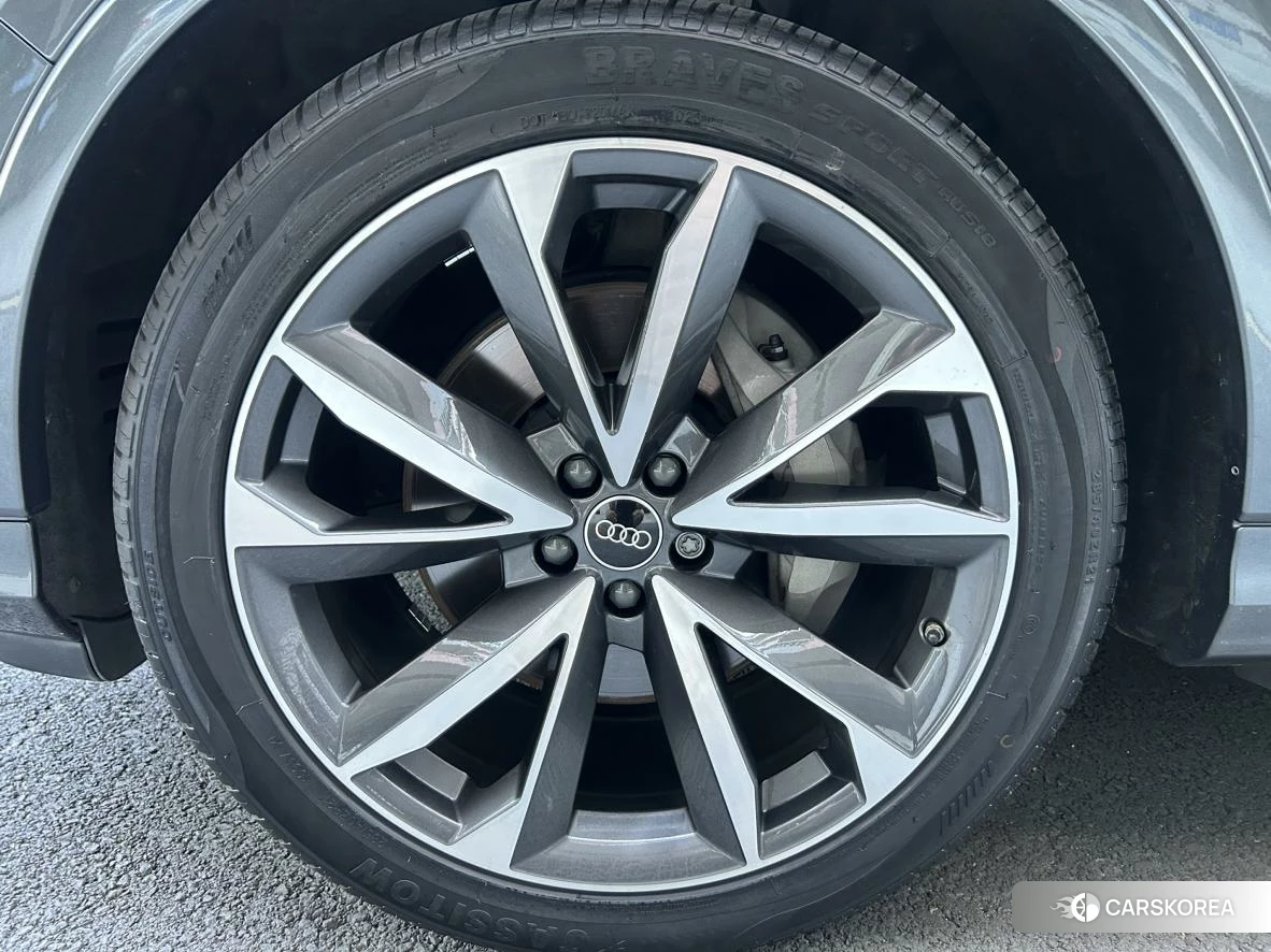 Audi Q7 id 4419540 из Китая 8
