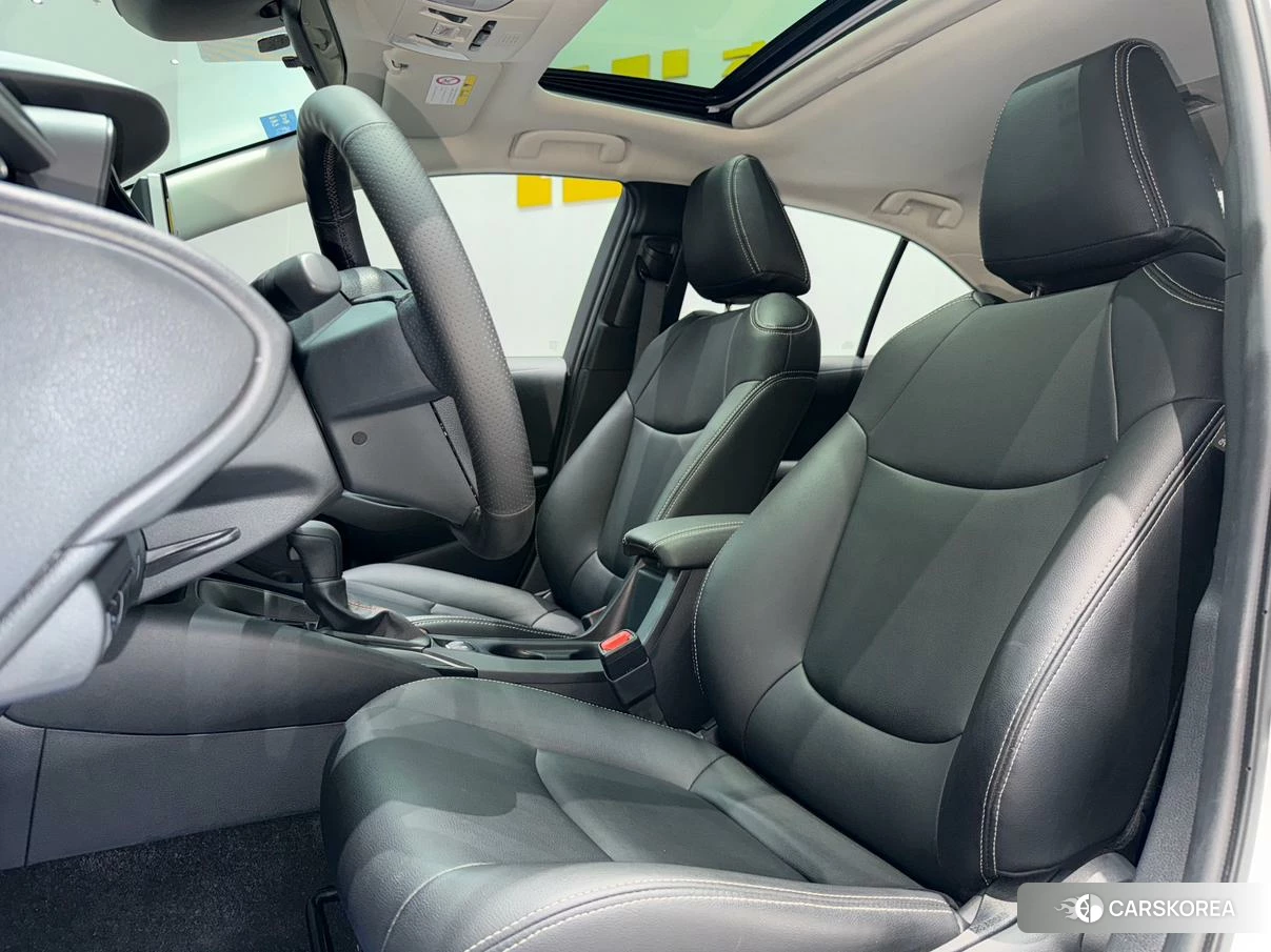 Toyota Corolla id 4413323 из Китая 8
