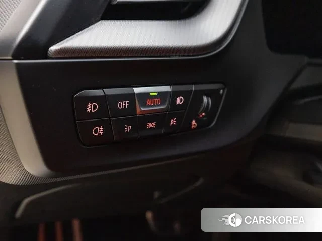 BMW 1 Series (F40) id 3032775 из Кореи 8