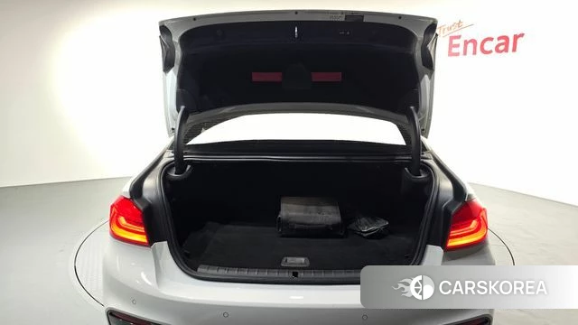 BMW 5 Series (G30) id 4894823 из Кореи 8