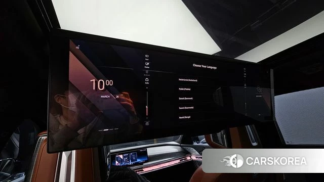 BMW 7 Series (G70) id 3841829 из Кореи 8