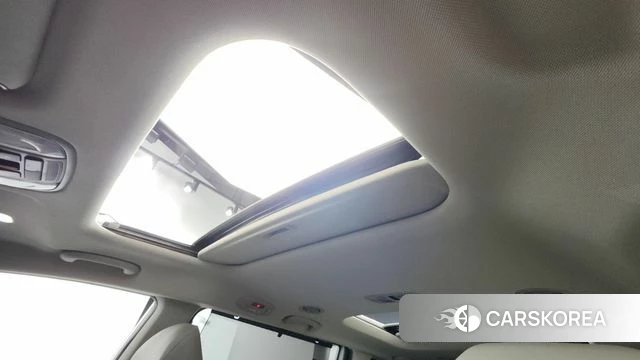Kia The New Carnival id 4339427 из Кореи 8