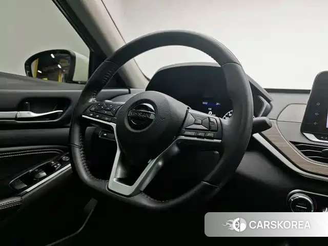 Nissan Altima id 4553964 из Китая 8