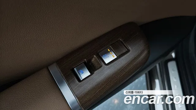 Hyundai Grandeur (GN7) id 2800064 из Кореи 8