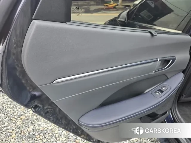 Hyundai Sonata (DN8) id 3205933 из Кореи 8