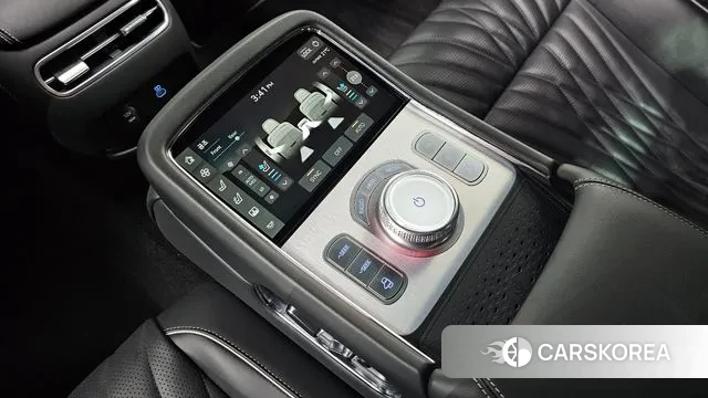 Genesis G90 (RS4) id 3268292 из Кореи 8