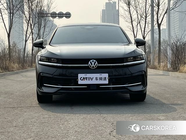 Volkswagen Magotan id 3907961 из Китая 8
