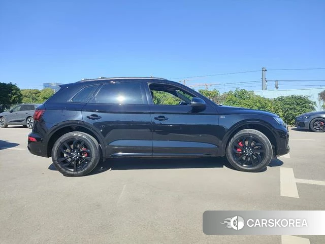 Audi Q5L id 4301446 из Китая 8