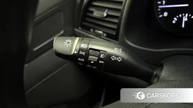 Hyundai Avante AD id 3469954 из Кореи 8