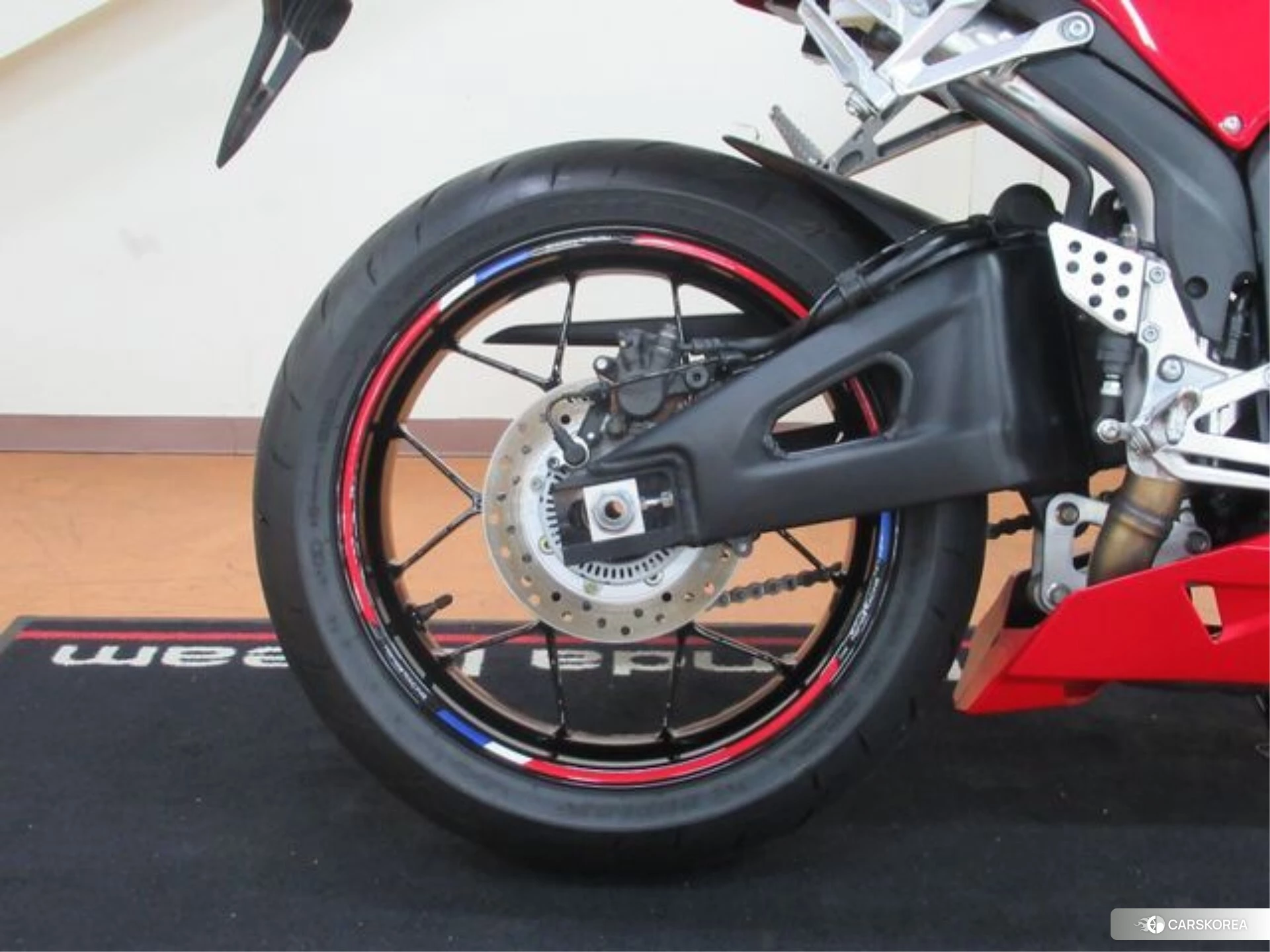 Honda CBR600RR ABS id 4380032 из Японии 8