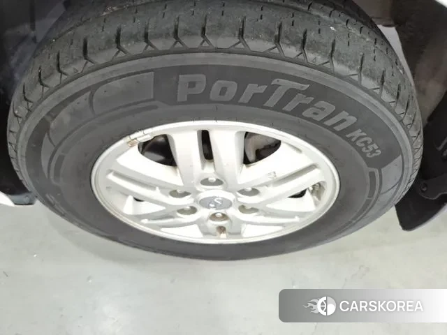 Hyundai The New Grand Starex id 3599055 из Кореи 8